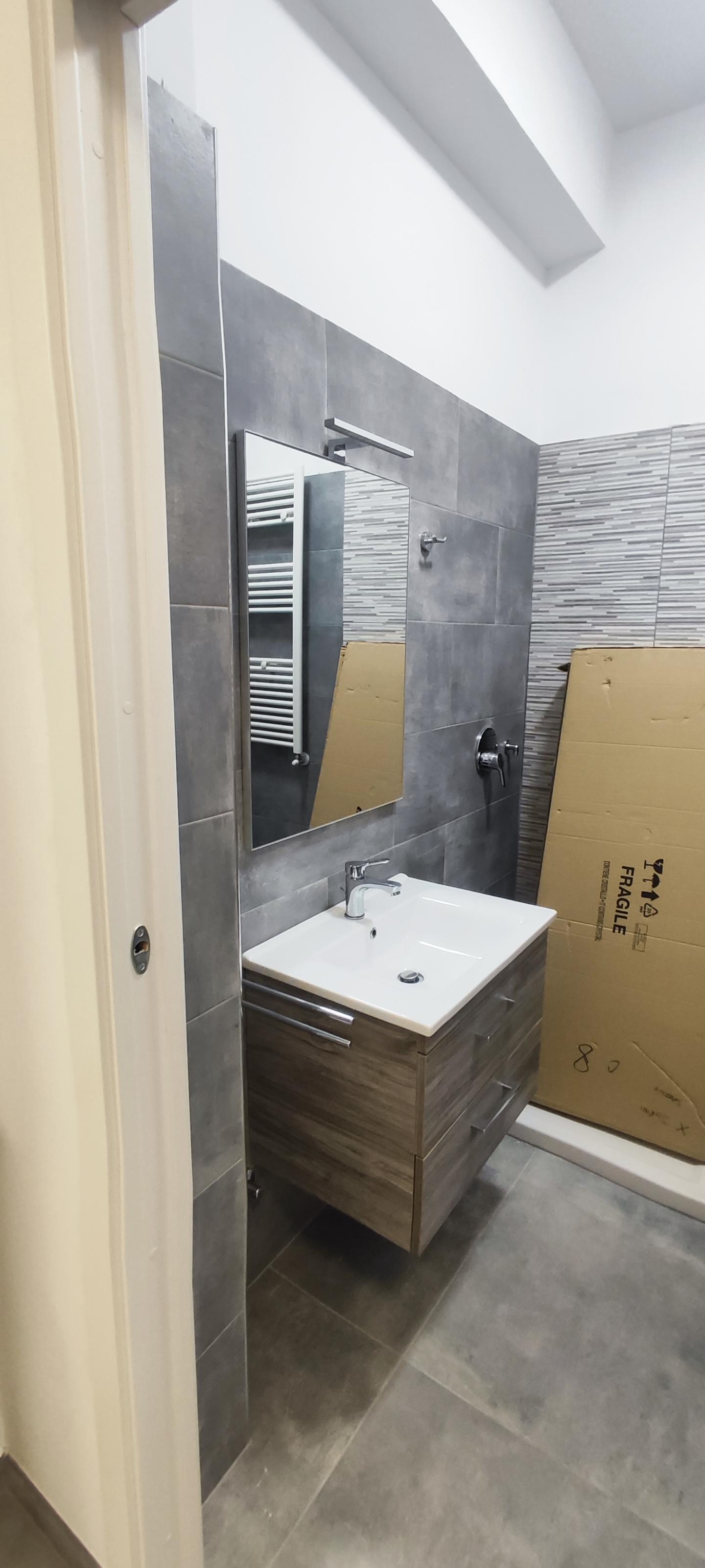 Installazione Sanitari e Arredo Bagno - Immagine 2